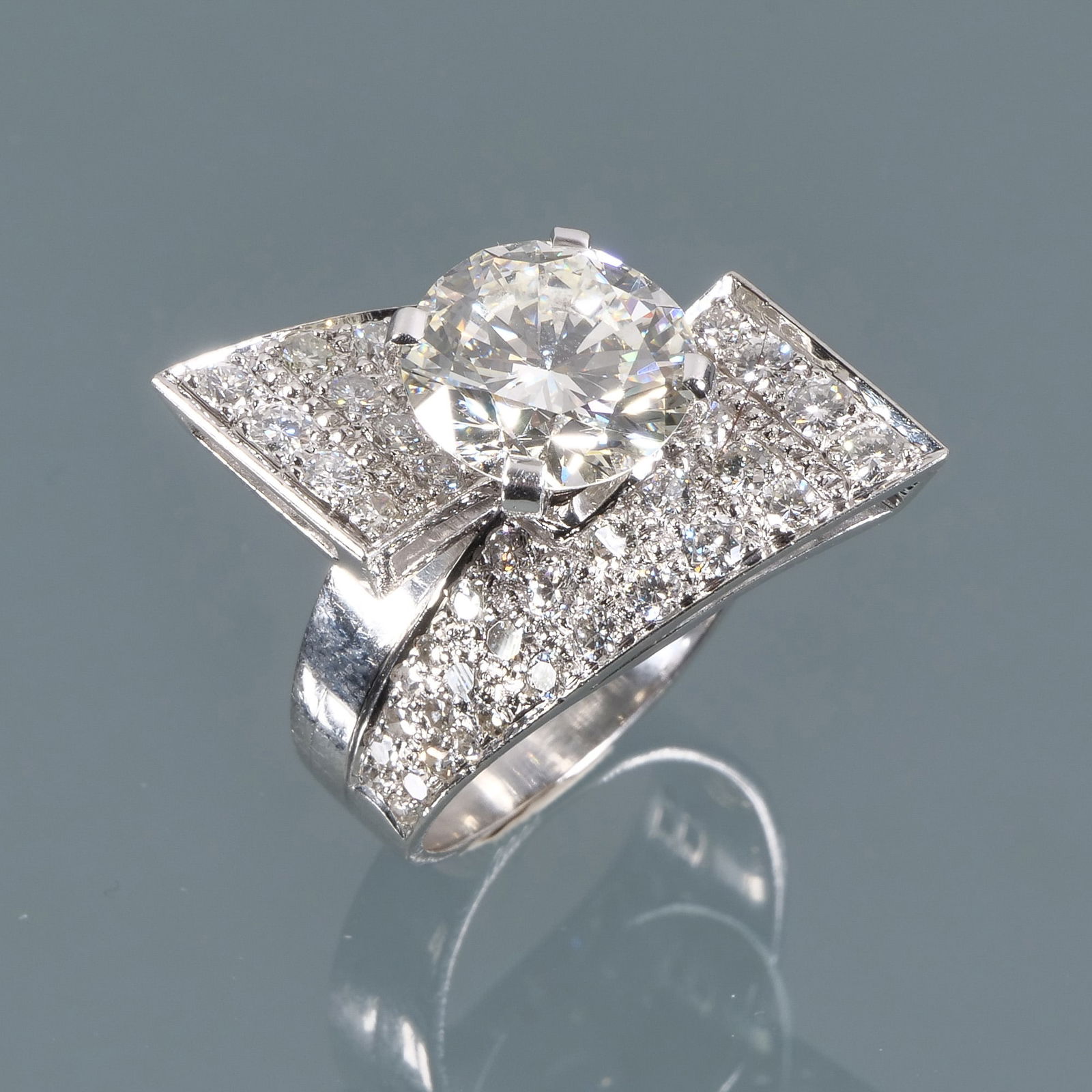 2.90CT ROUND BRILLIANT DIAMOND RING (1 of 11)