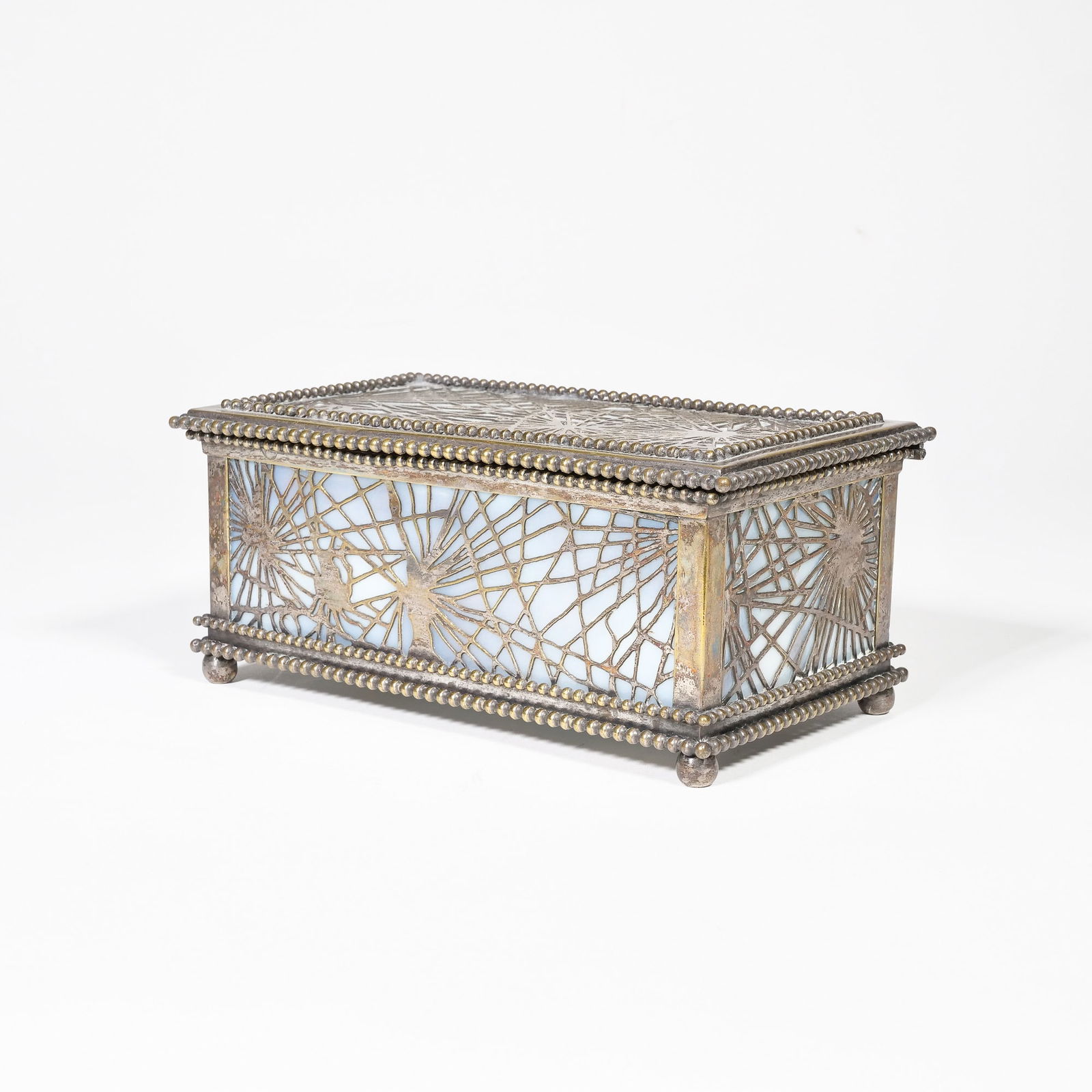 TIFFANY STUDIOS PINE NEEDLE OVERLAY BOX (1 of 11)