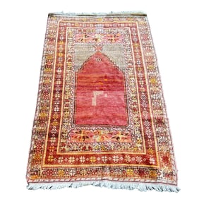 PRAYER RUG
