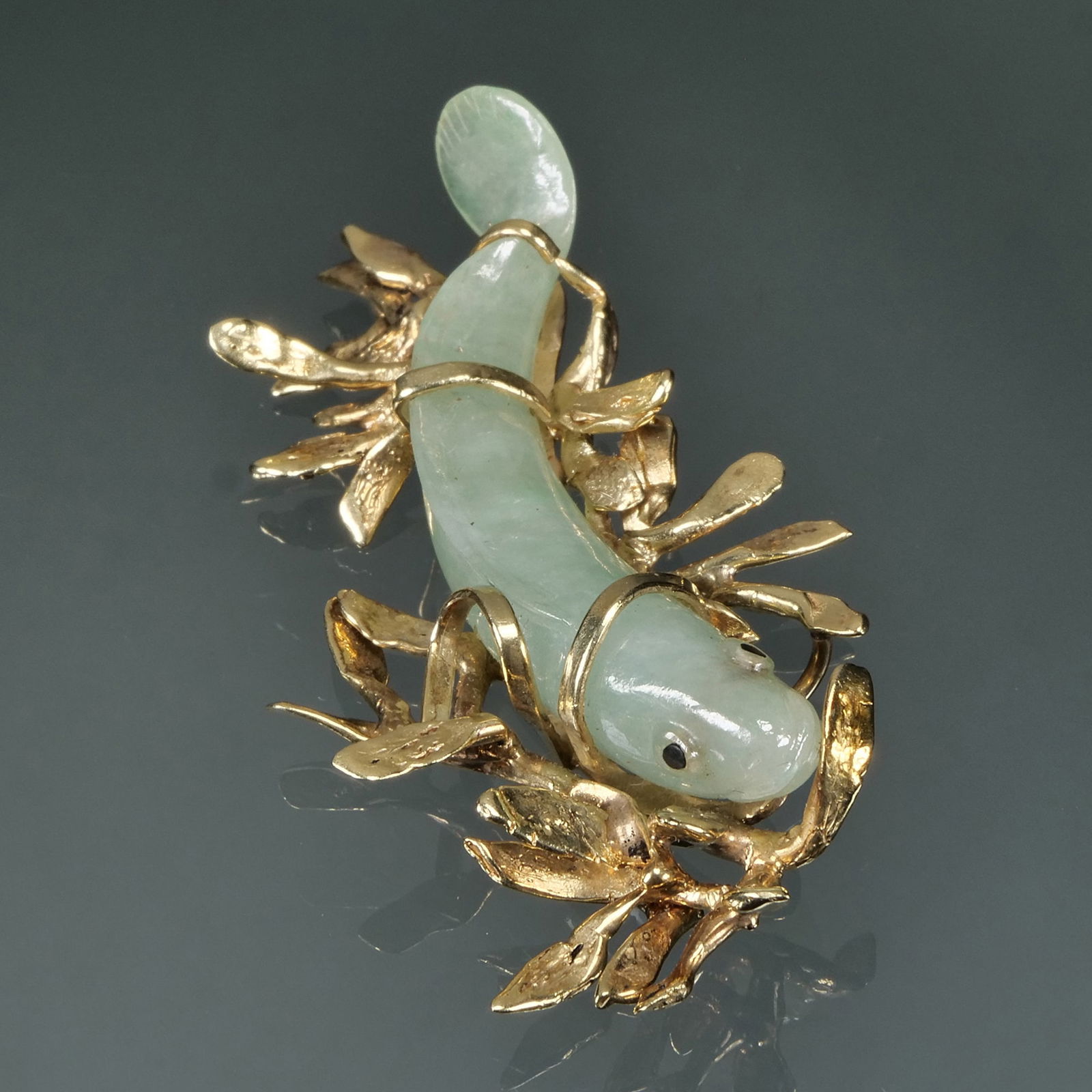 CARVED JADE FISH & 14K GOLD MOUNTED PENDANT (1 of 10)