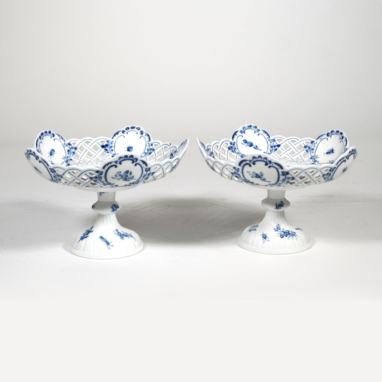 PAIR MEISSEN BLUE FLOWER COMPOTES (1 of 14)