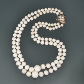 WHITE CORAL & 14K GOLD GRADUATED DOUBLE STRAND NECKLACE