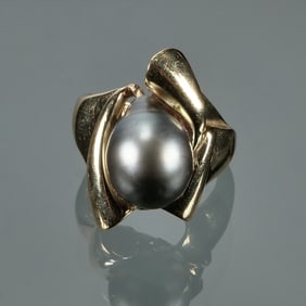 LIMOGE BAROQUE SEED PEARL & 14K GOLD RING