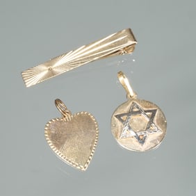 (3pc) 14K GOLD PENDANTS & TIE CLIP
