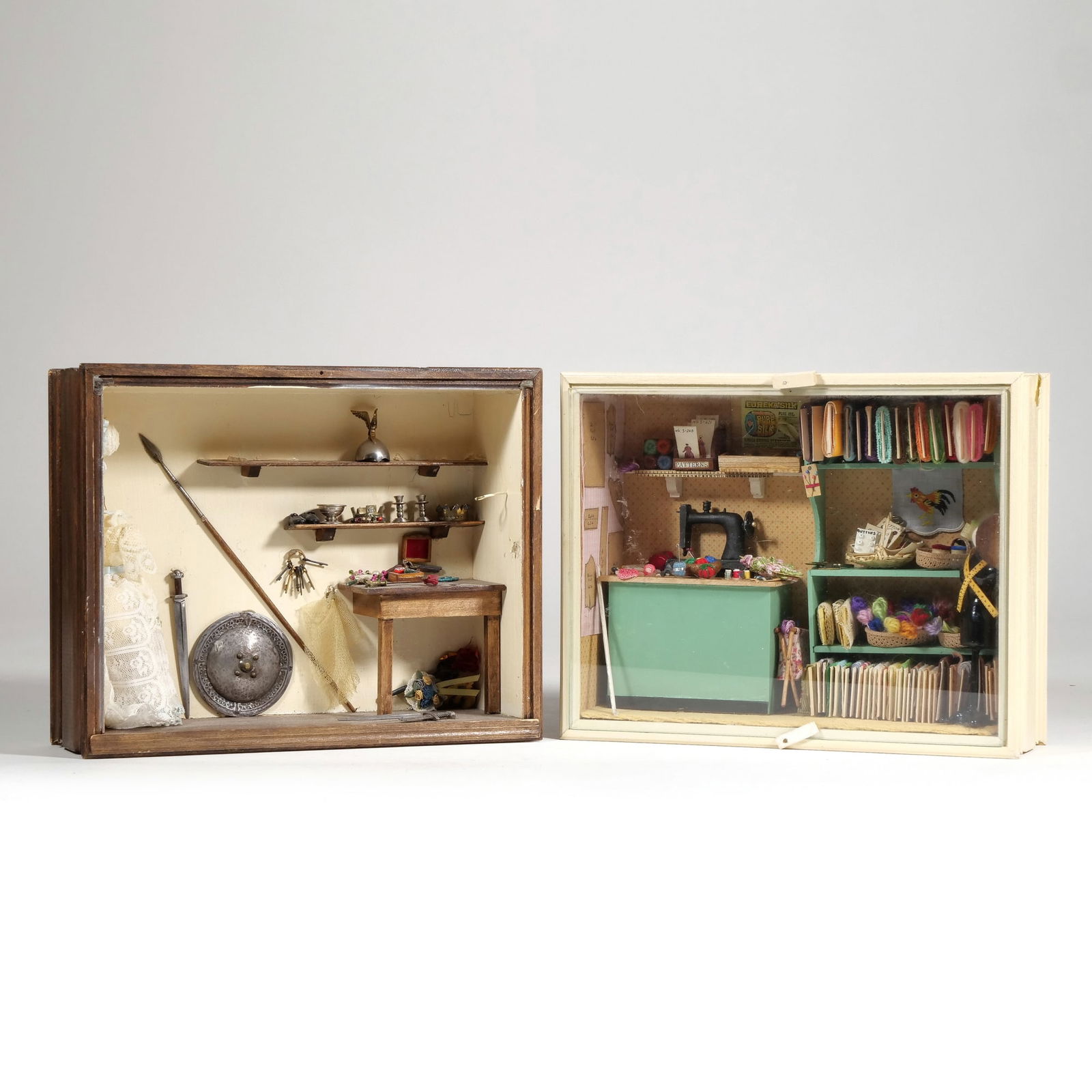 (2pc) MINIATURE DOLLHOUSE DIORAMAS (1 of 17)
