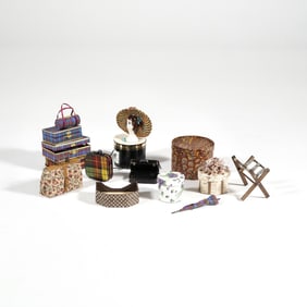 DOLLHOUSE MINIATURE LUGGAGE & HAT BOXES