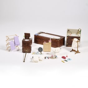 DOLLHOUSE BATHROOM FURNITURE
