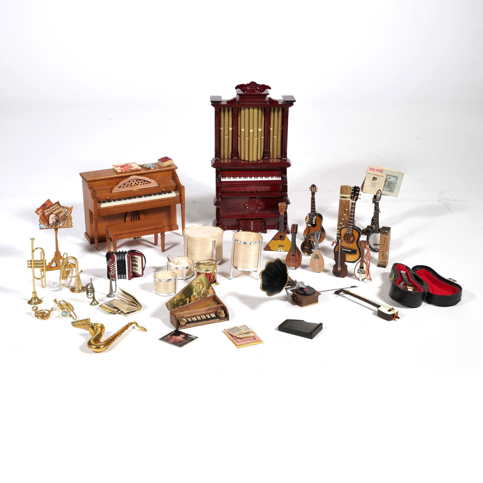 DOLLHOUSE MINIATURE INSTRUMENTS (1 of 14)