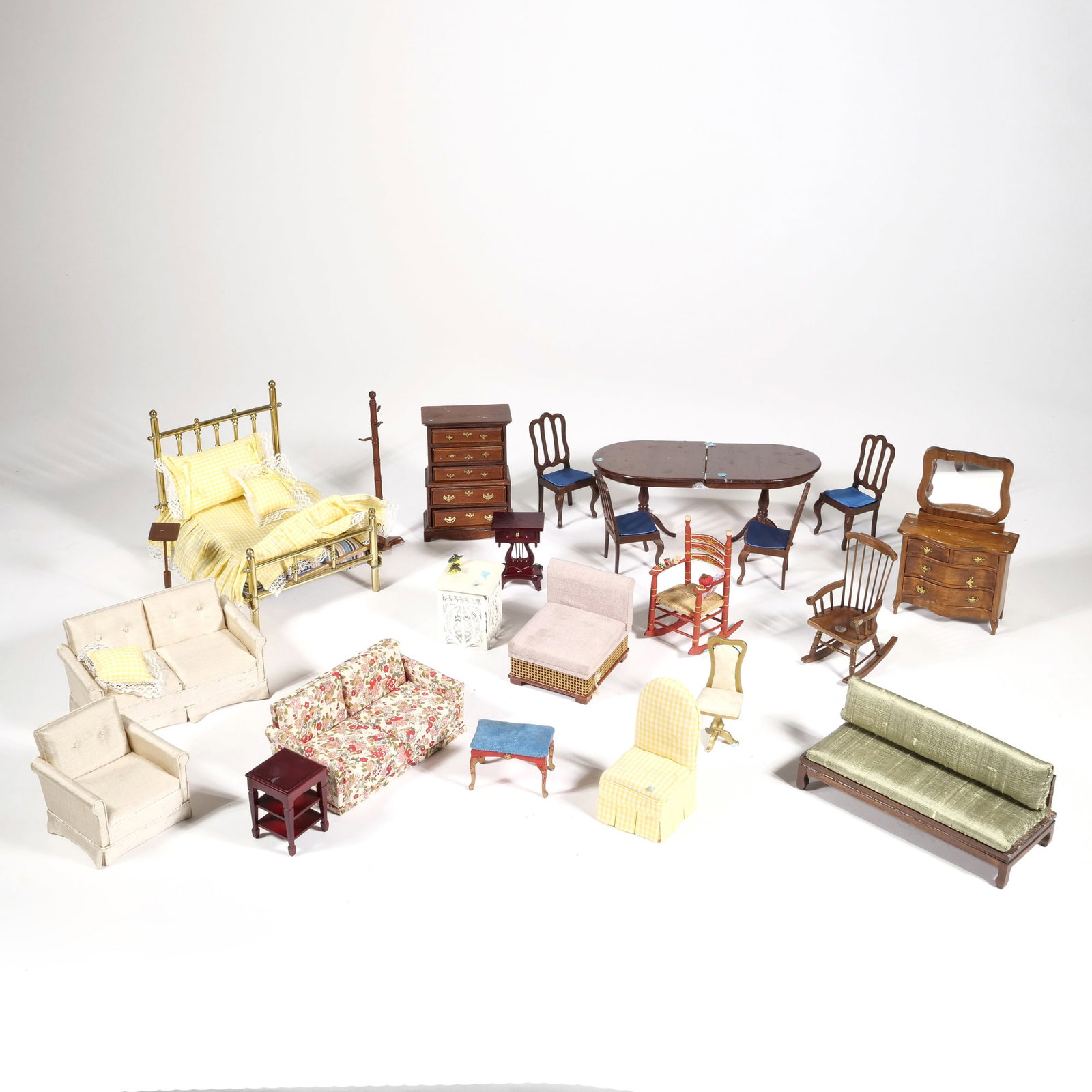 MISC. DOLLHOUSE MINIATURE FURNITURE (1 of 19)