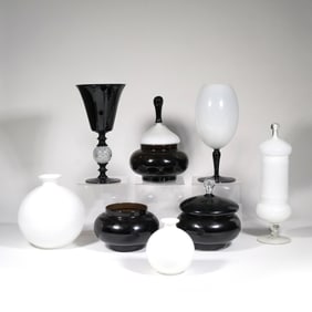 (8pc) OTTO BRAUER BLACK & WHITE GLASS