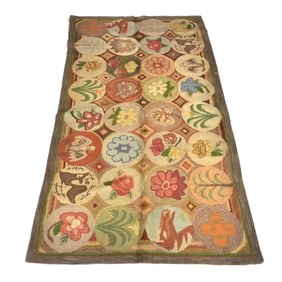 ANTIQUE AMERICAN HOOKED RUG, HILFIGER COLLECTION