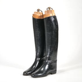 BLACK RIDING BOOTS & BOOT FORMS, HILFIGER COLLECTION