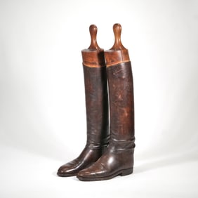 RIDING BOOTS & BOOT FORMS, HILFIGER COLLECTION