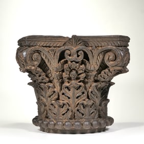 18TH/19TH CENTURY CARVED COLUMN CAPITAL