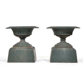 (2pc) 19th C. KRAMER BROS. PAIR CAST IRON PLANTER URNS, HILFIGER COLLECTION (1 of 18)