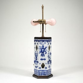 CHINESE BLUE & WHITE LAMP
