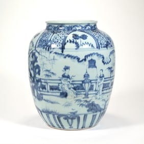 CHINESE BLUE & WHITE VASE