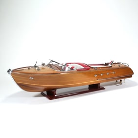 ITALIAN RIVA SCALE MODEL WOODEN BOAT