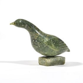 KAVANON KING INUIT GREEN STONE CARVED BIRD, CAPE DORSET