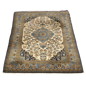 FLORAL MEDALLION RUG