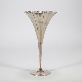 TIFFANY & CO. STERLING SILVER FLUTED VASE
