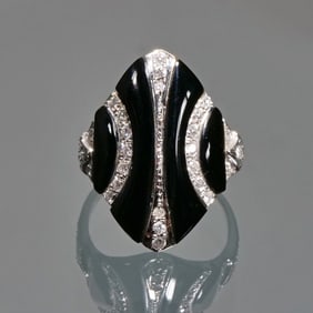 ART DECO DIAMOND & ONYX 14K WHITE GOLD RING