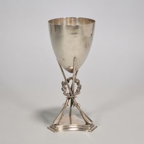 EARLY ENGLISH STERLING CROSSED RIFLES HUNTING TROPHY