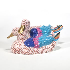 LARGE HEREND GILT PORCELAIN FISHNET DUCKS FIGURAL GROUP