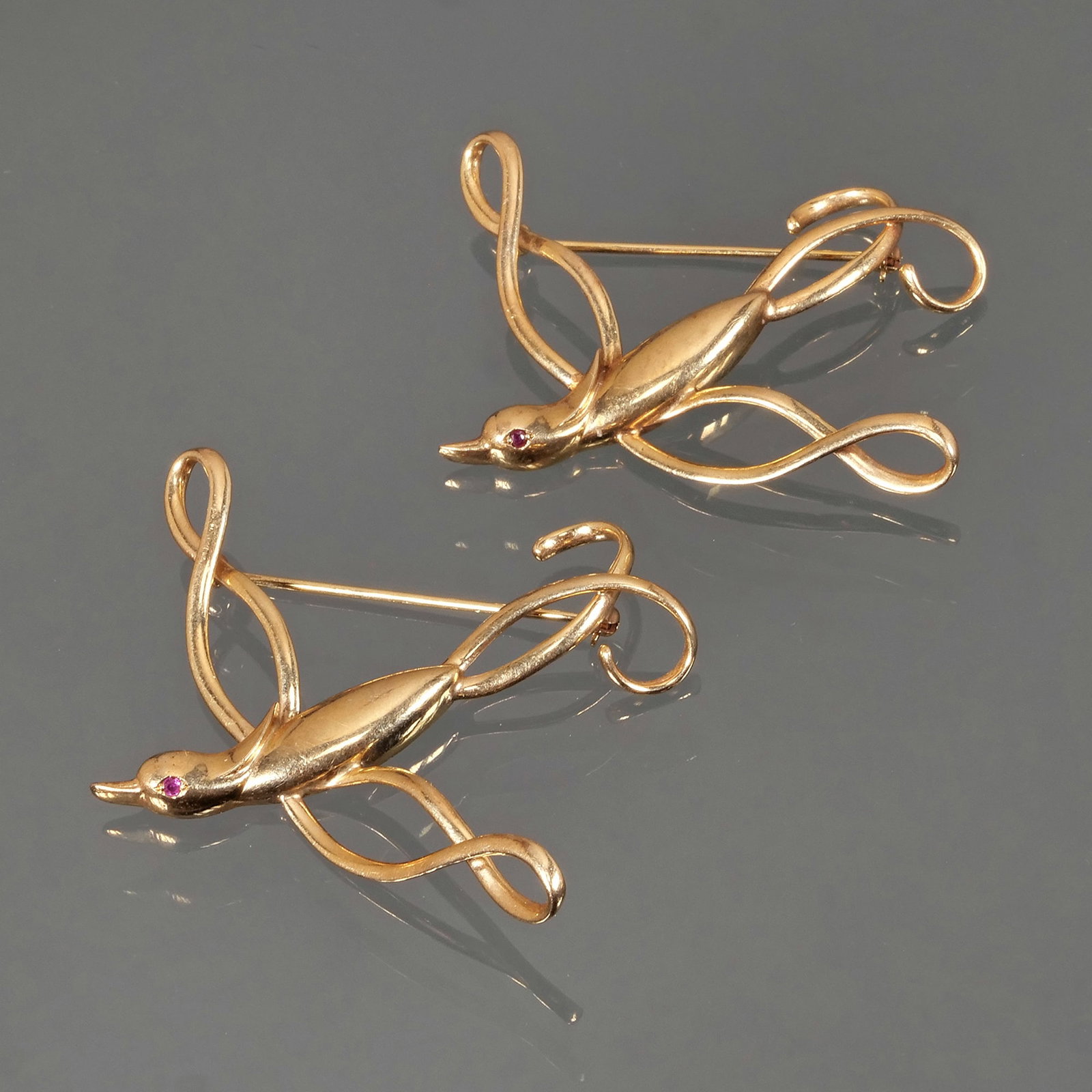 (2pc) 14K GOLD BIRD PINS (1 of 6)