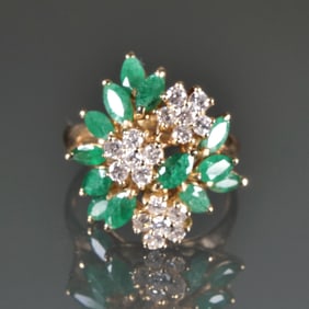 EMERALD & DIAMOND 14K GOLD COCKTAIL RING