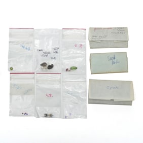 COLLECTION OF COLOR & SEMI-PRECIOUS GEMSTONES INCL. PERIDOT, SMOKY QUARTZ, PEARLS