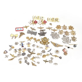 AMERICANA PINS & PENDANTS