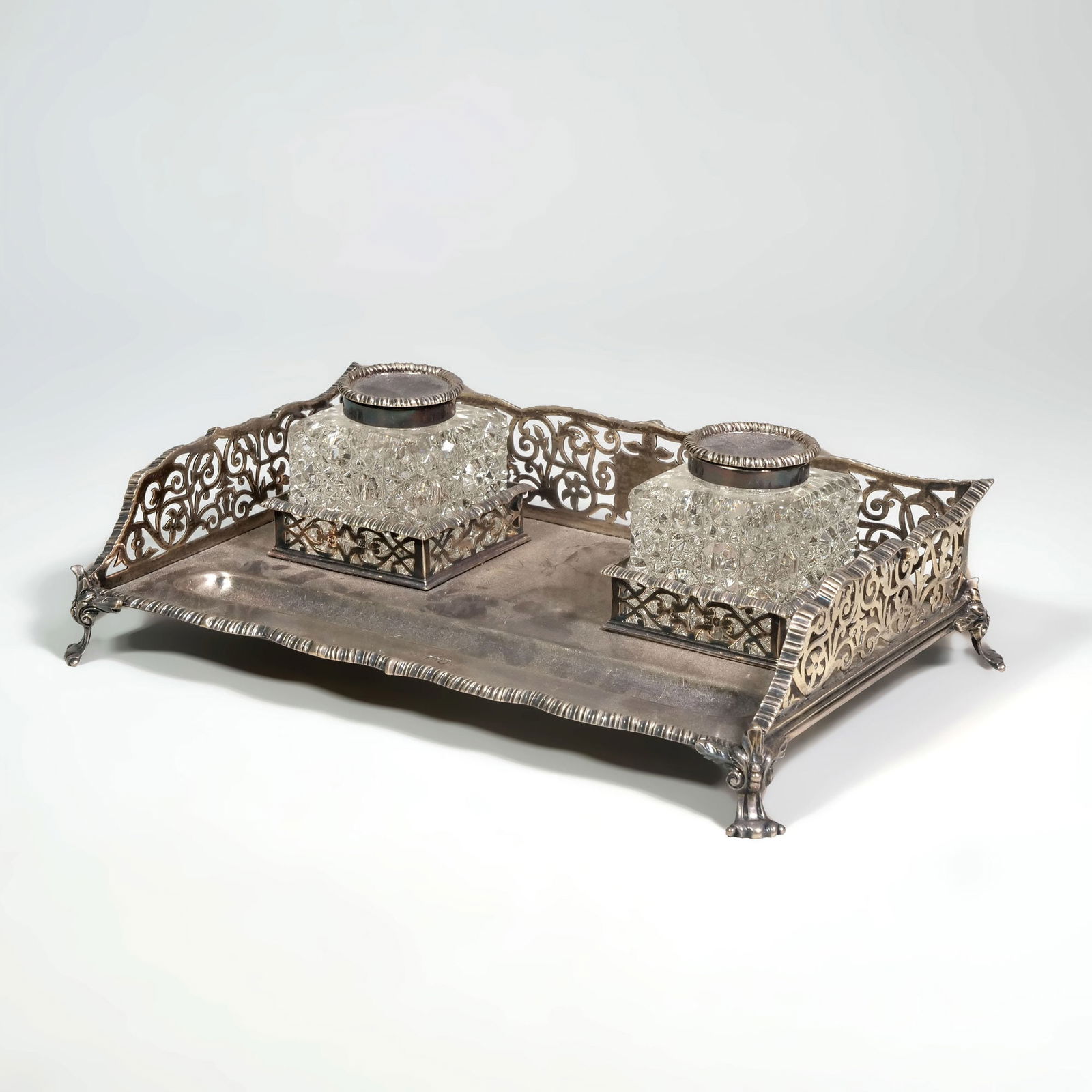 ENGLISH STERLING INKWELL STANDISH (1 of 11)