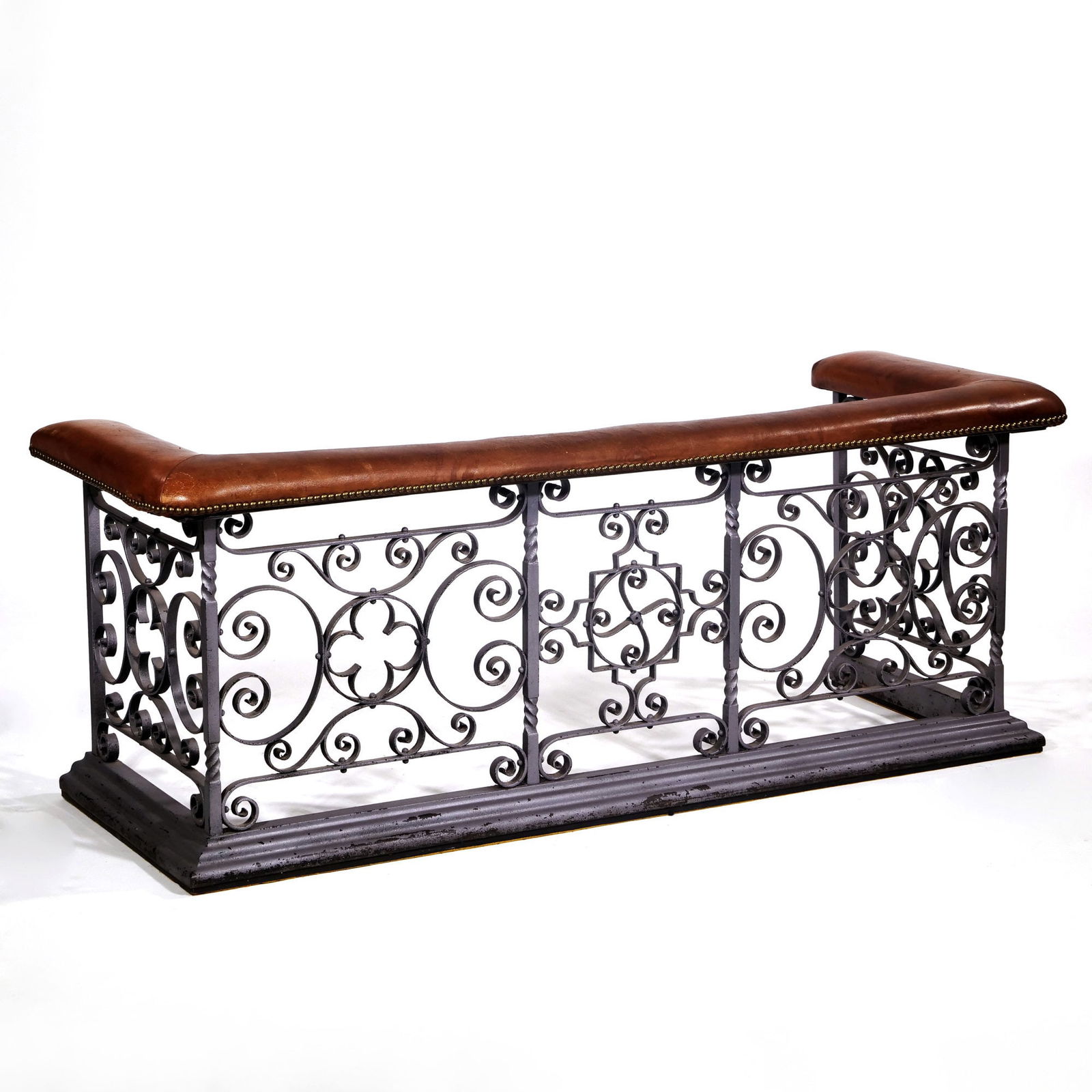 LEATHER & WROUGHT IRON FIREPLACE FENDER (1 of 13)