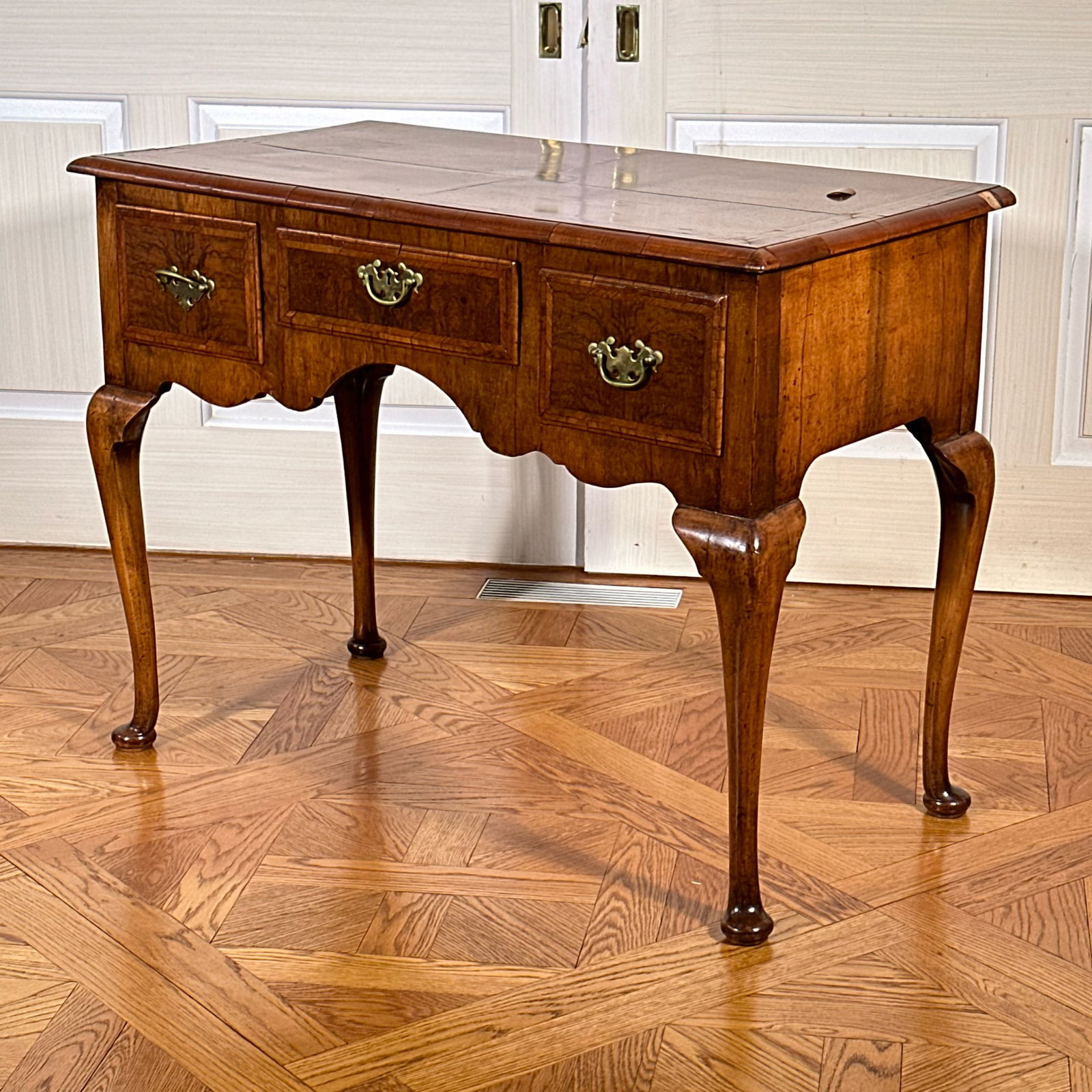 A GEORGE II WALNUT DRESSING TABLE - 2