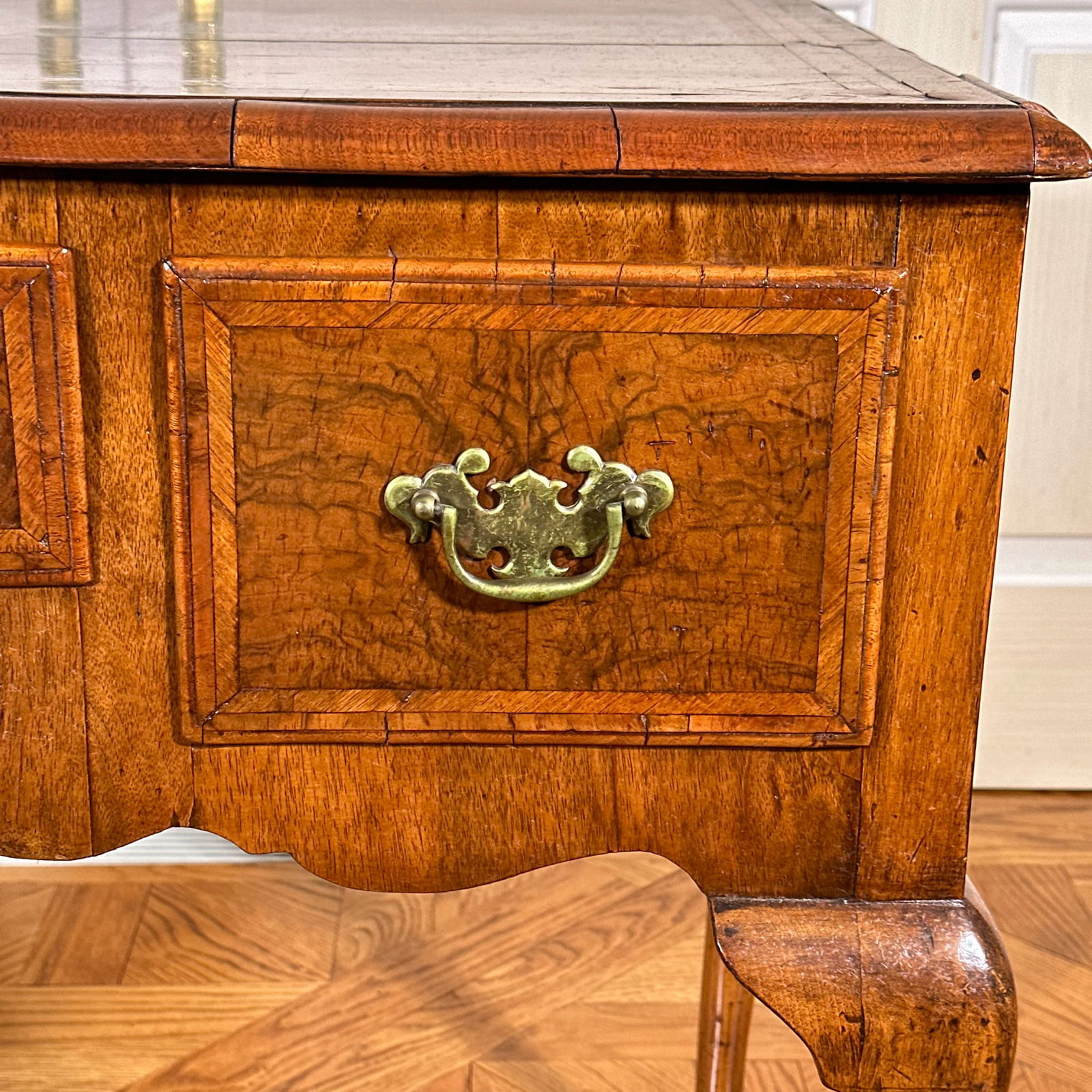 A GEORGE II WALNUT DRESSING TABLE - 8