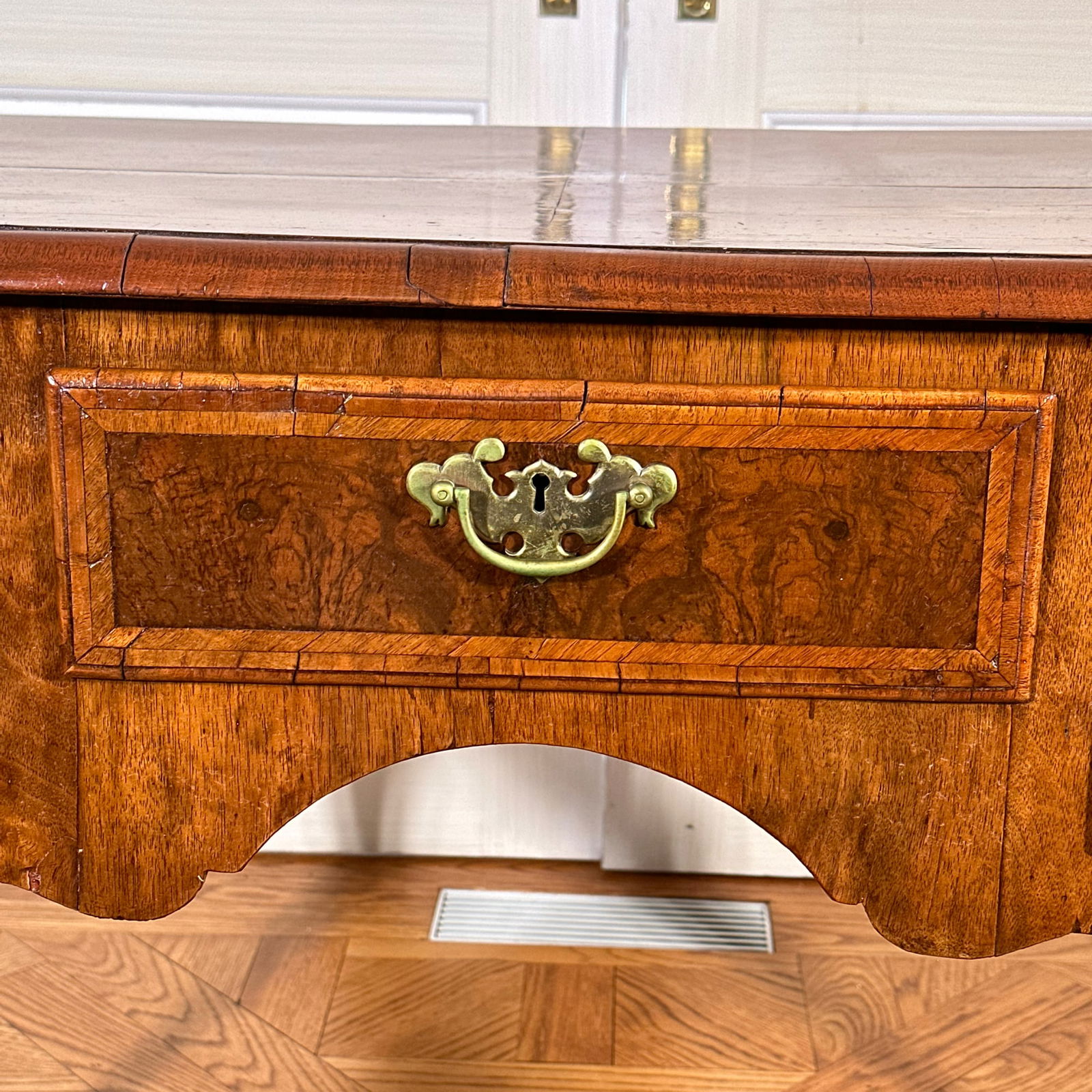 A GEORGE II WALNUT DRESSING TABLE - 9