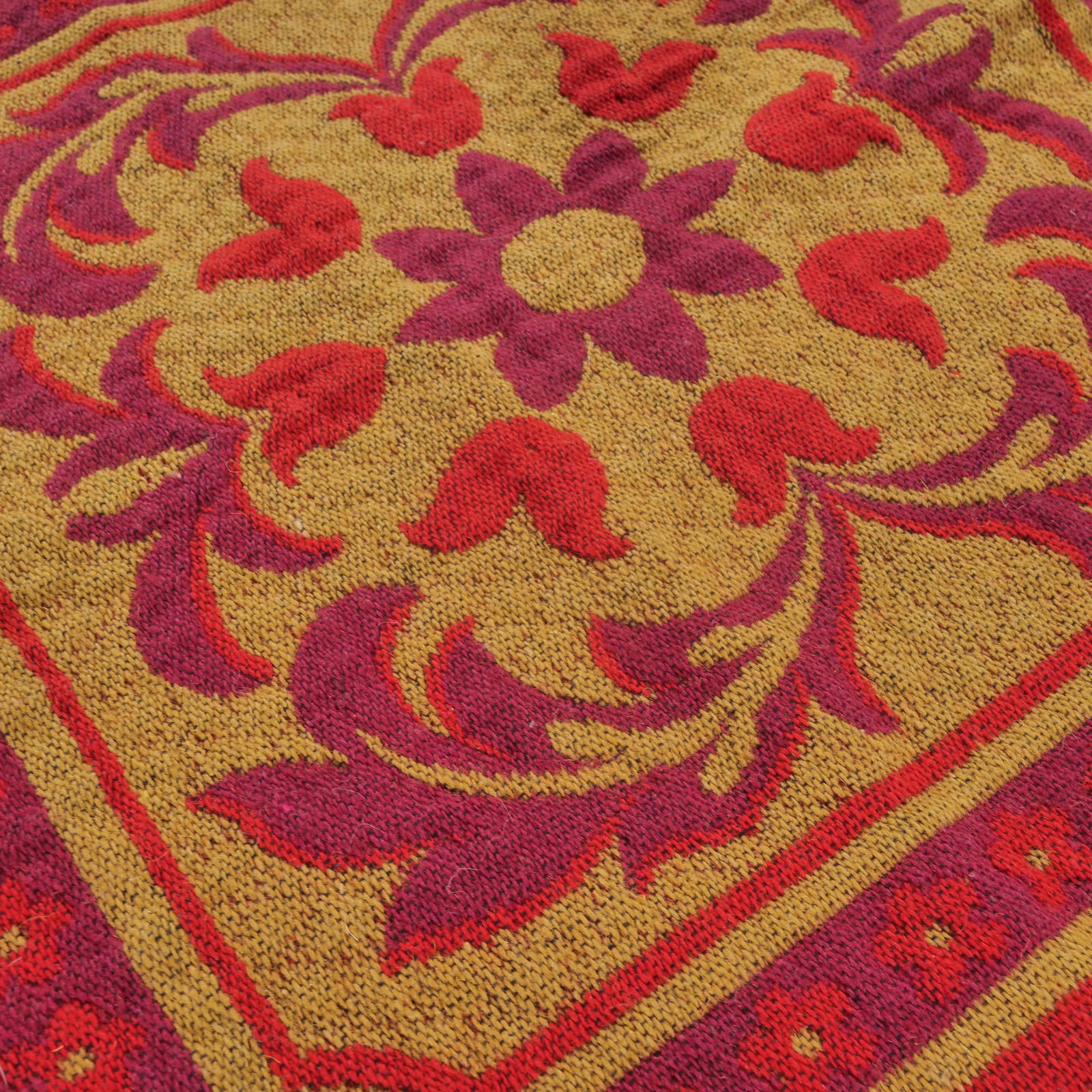 W&J SLOANE THROW - 6