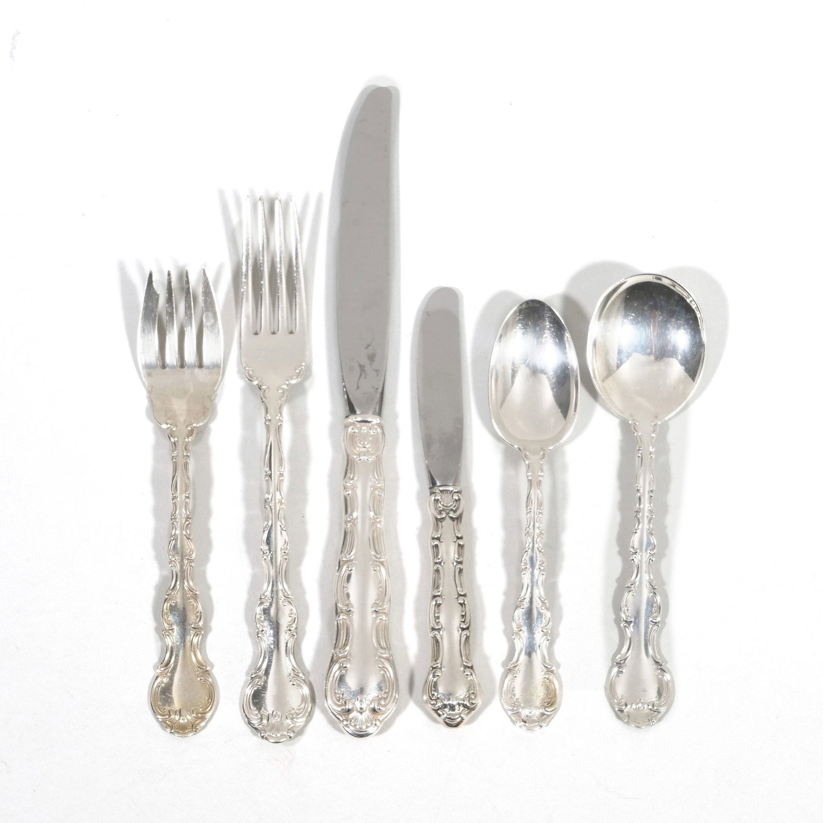 A PARTIAL GORHAM STERLING SILVER FLATWARE SERVICE (1 of 10)