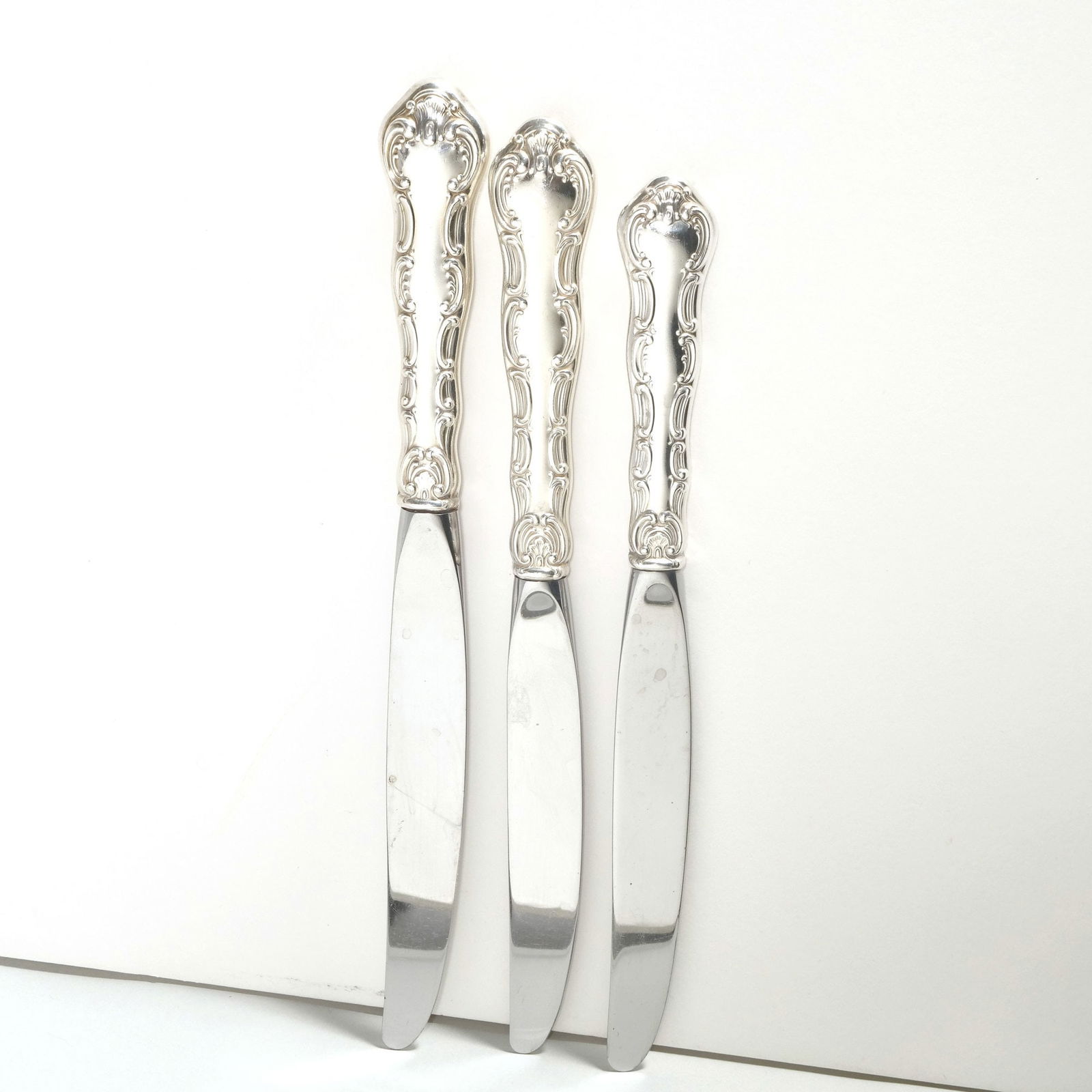 A PARTIAL GORHAM STERLING SILVER FLATWARE SERVICE - 7