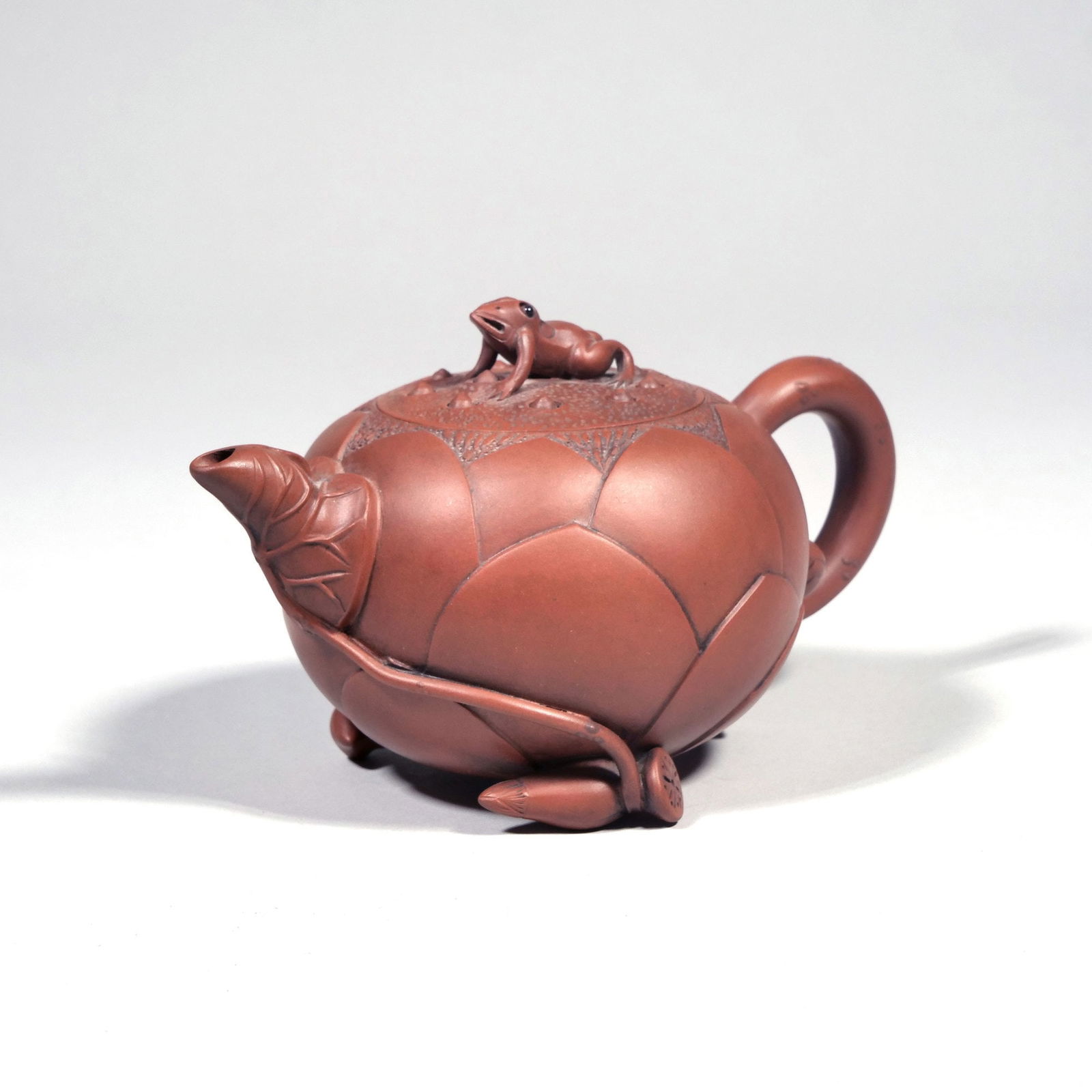 CHINESE EXPORT YIXING ZISHA TEA POT (1 of 9)