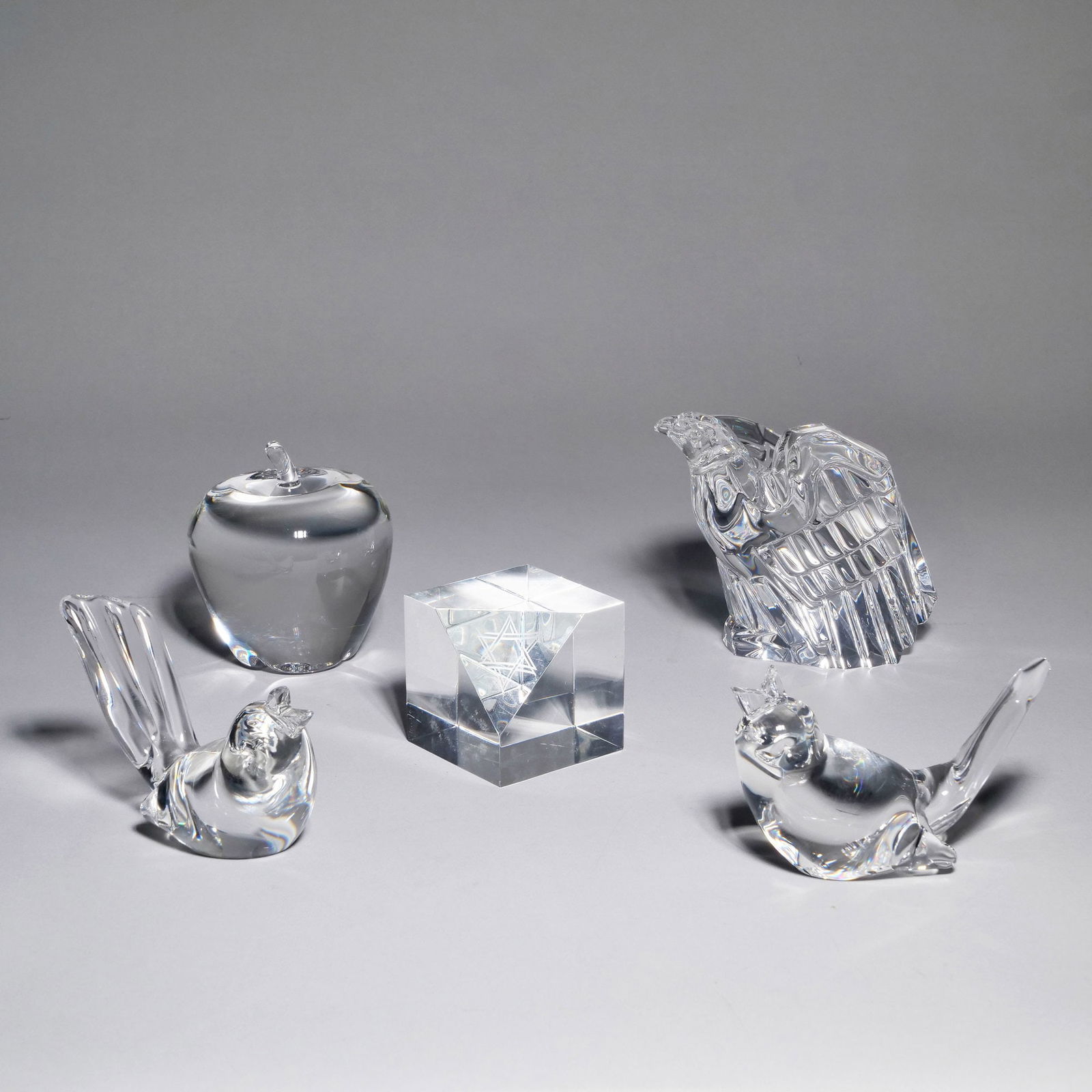 (5pc) STEUBEN GLASS PAPERWEIGHTS & FIGURINES (1 of 15)