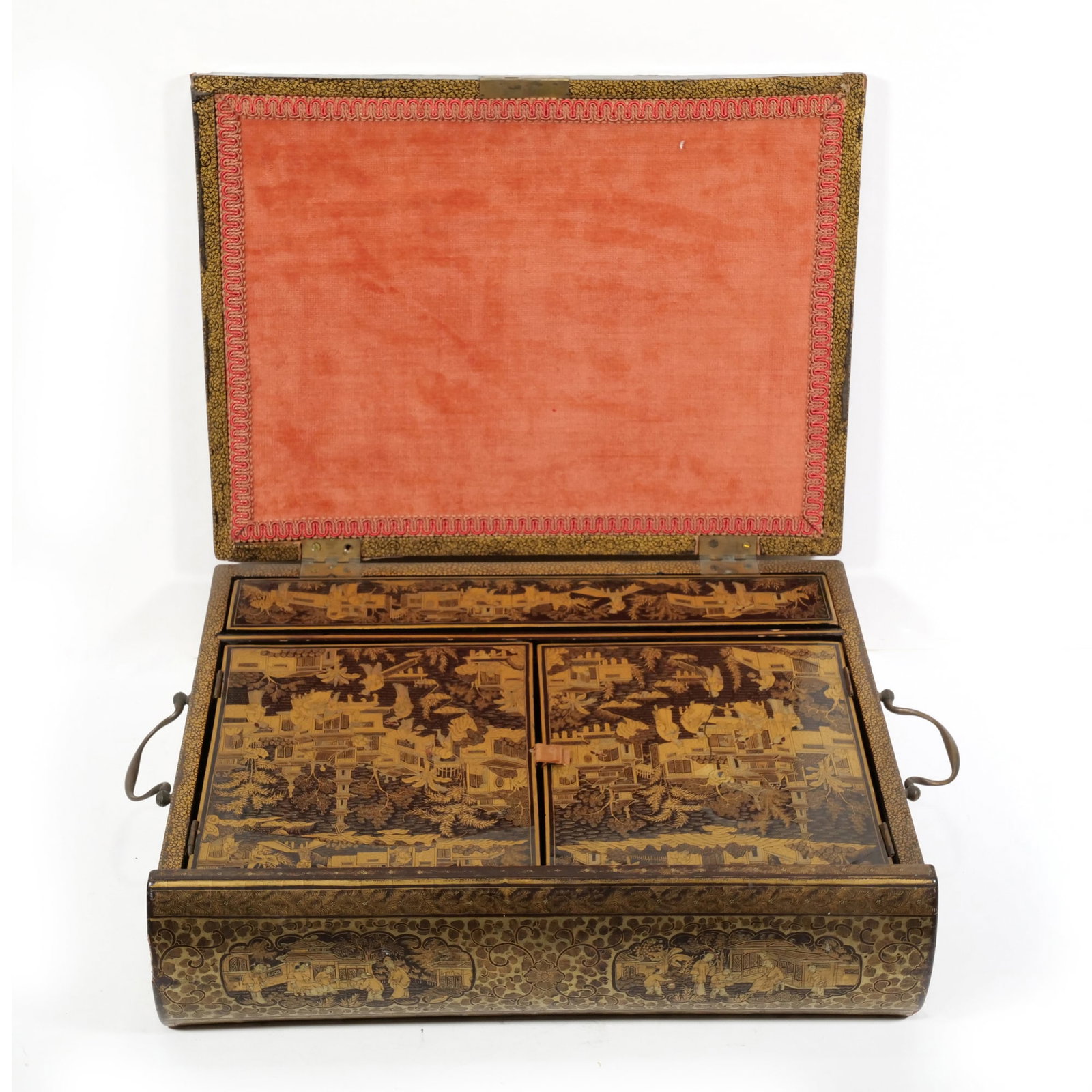 CHINESE LACQUERED BOX - 13