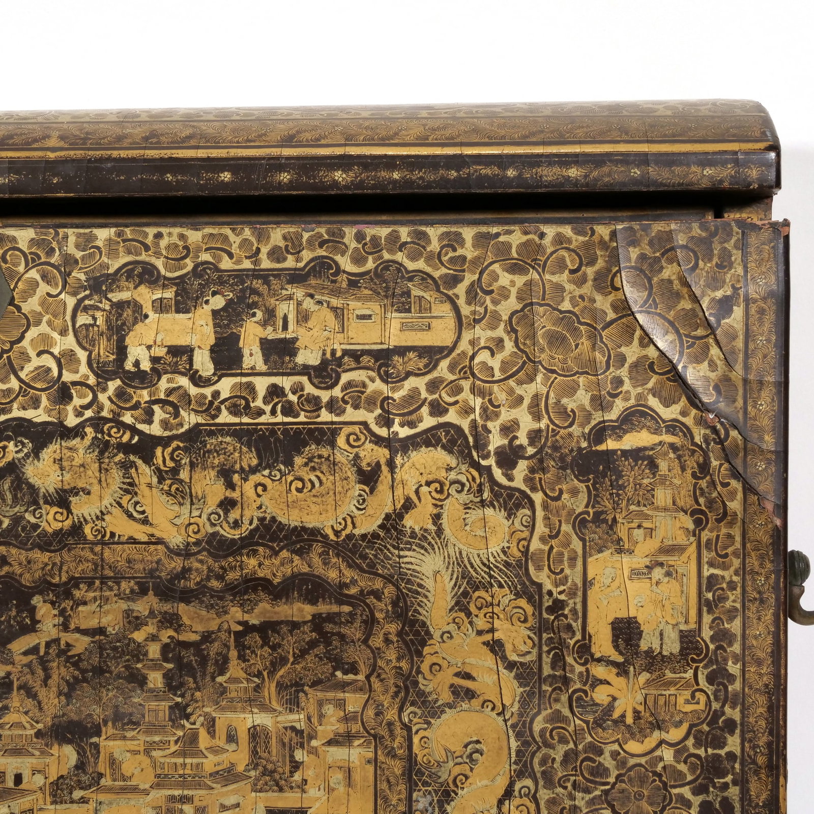 CHINESE LACQUERED BOX - 4
