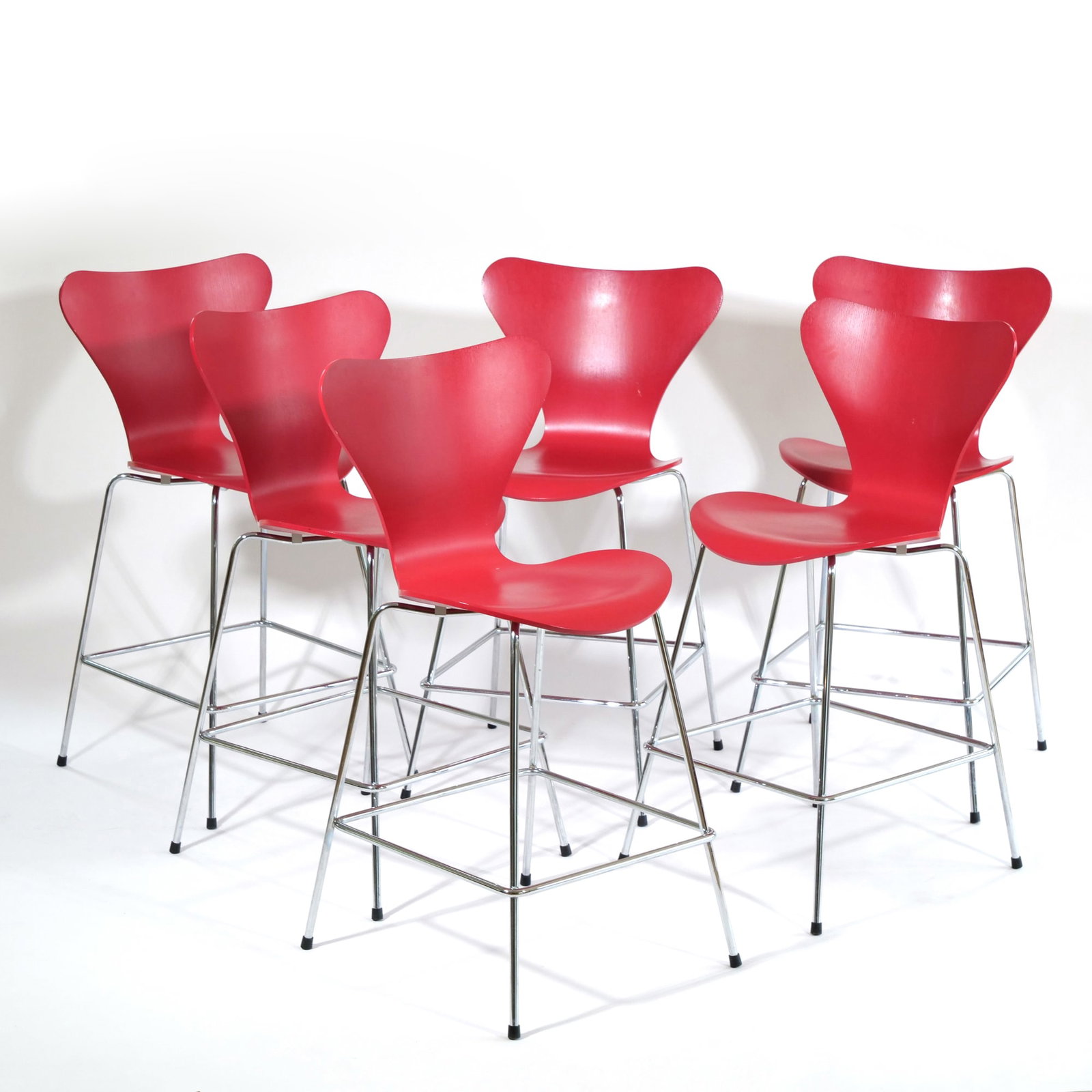 (6pc) ARNE JACOBSEN FOR FRITZ HANSEN SERIES 7 BAR STOOLS (1 of 7)