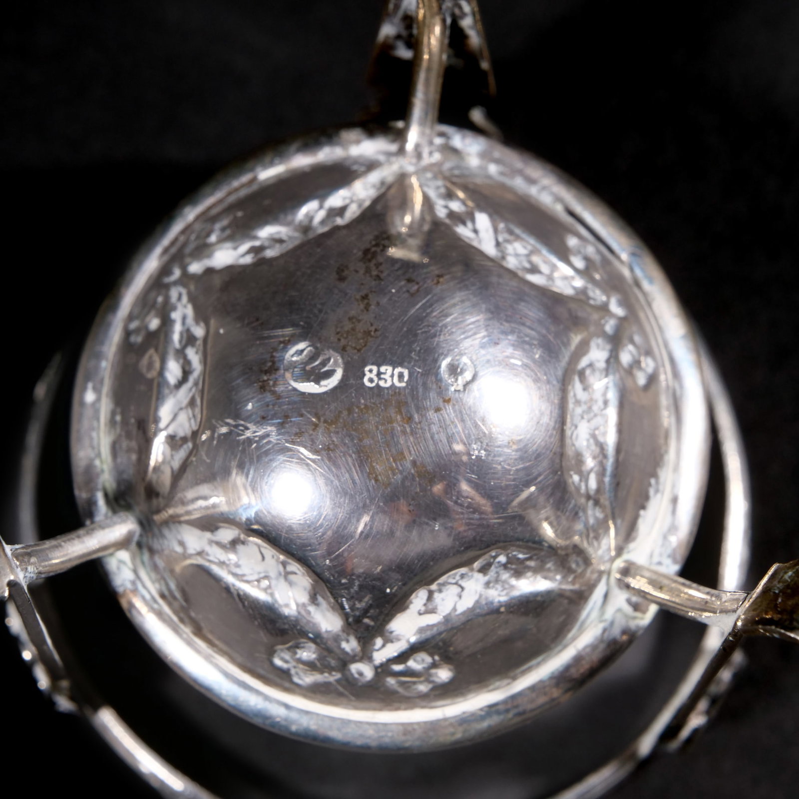 (4pc) SILVER TEA STRAINERS - 6