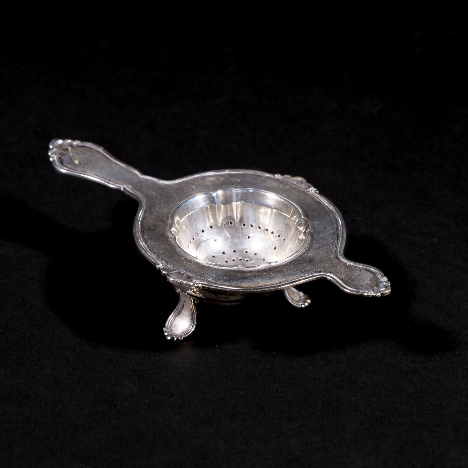(4pc) SILVER TEA STRAINERS - 7
