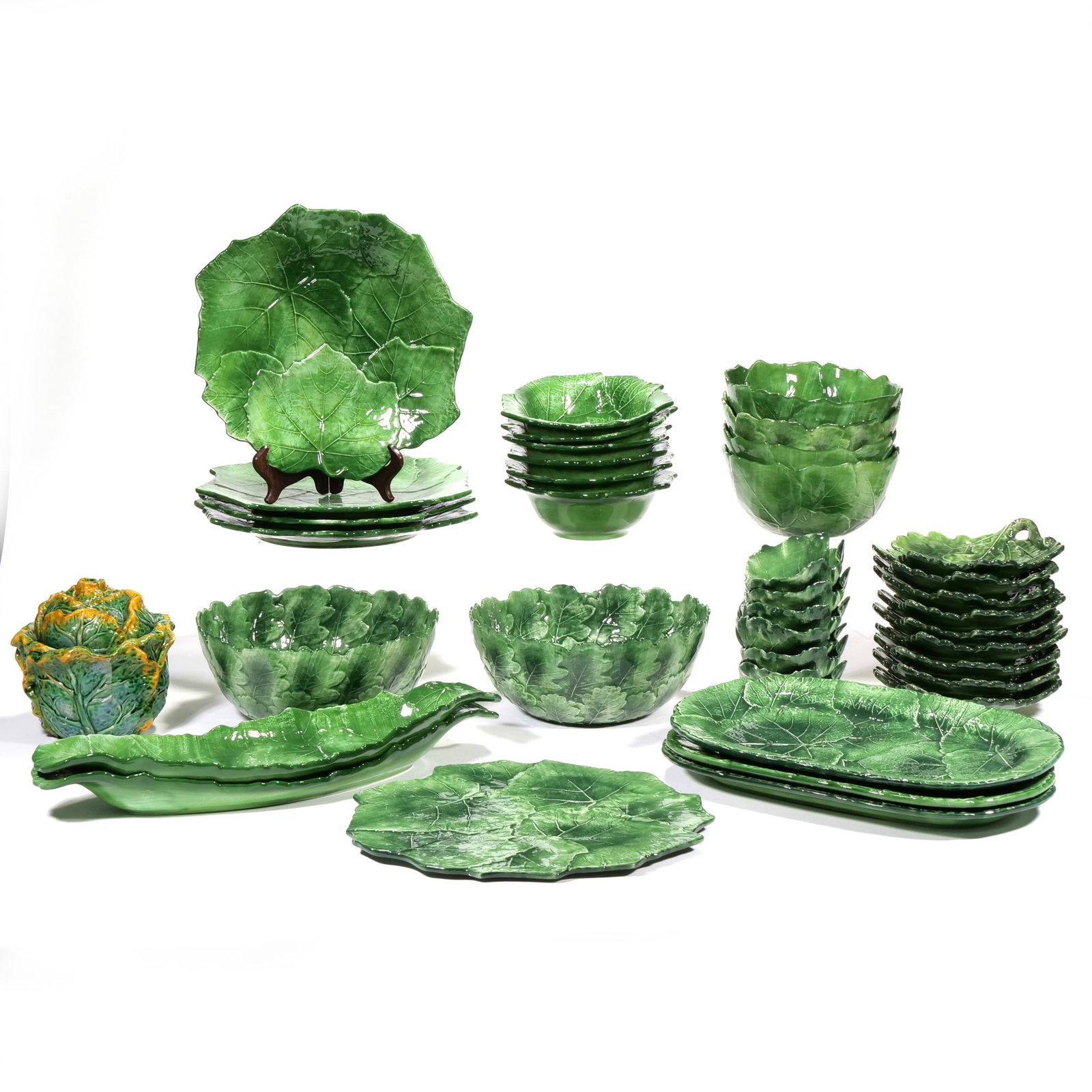 (38pc) VIETRI ITALY GROUP OF CABBAGE TABLEWARE (1 of 17)
