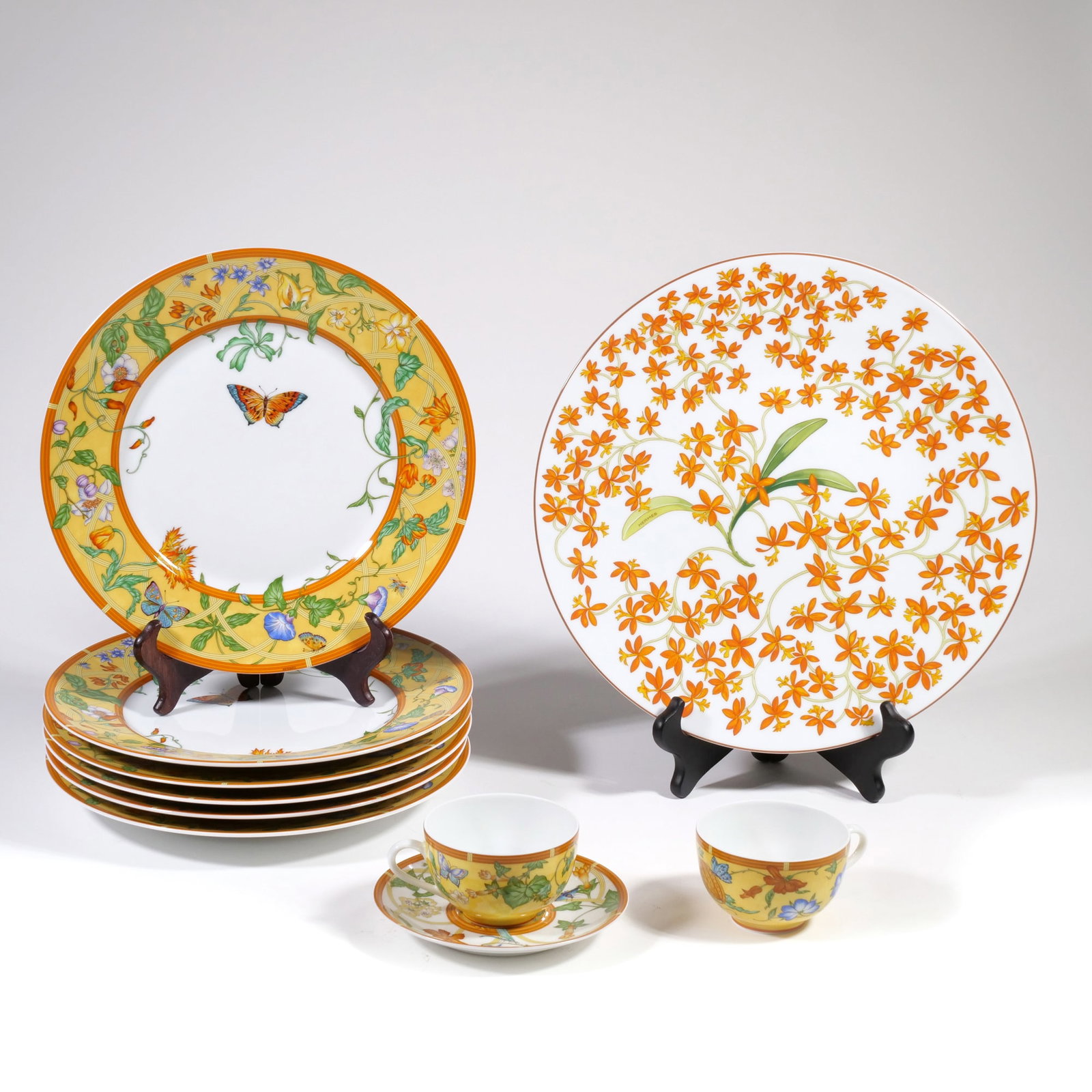 (10pc) HERMES HANDPAINTED PLATES (1 of 14)