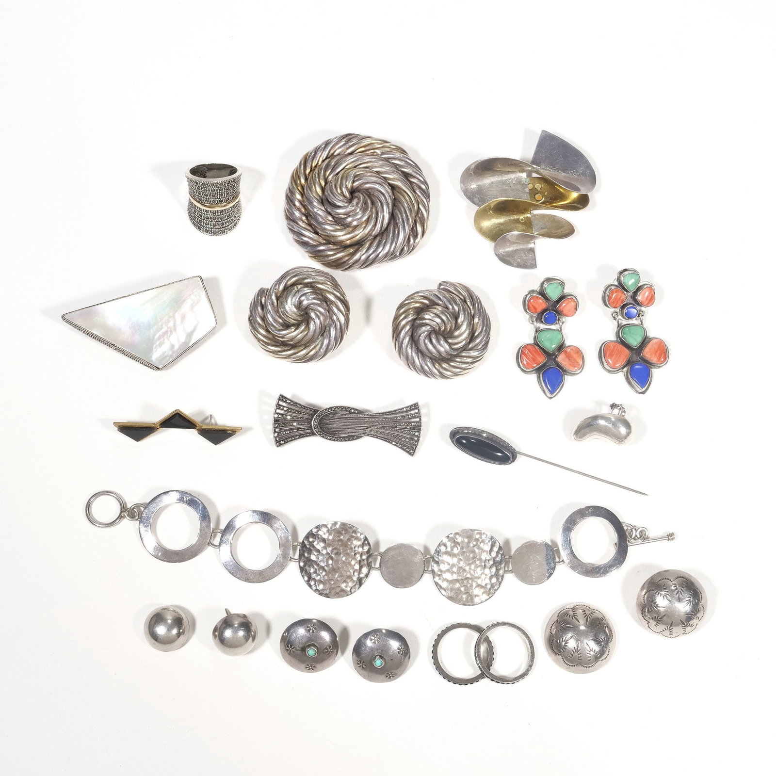GROUP OF STERLING SILVER JEWELRY: Including earrings, a bracelet with toggle closure (l. approx. 8 in.), rings, and more, all with fineness marks and some with maker's marks; total weighable silver approx. 5.8 ozt Inventory No. 93-303